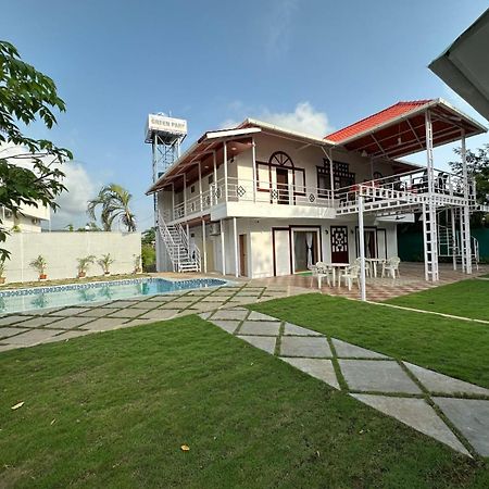 Villa Wistaria- Luxury 7Bhk Villa With Private Pool Alībāg Εξωτερικό φωτογραφία
